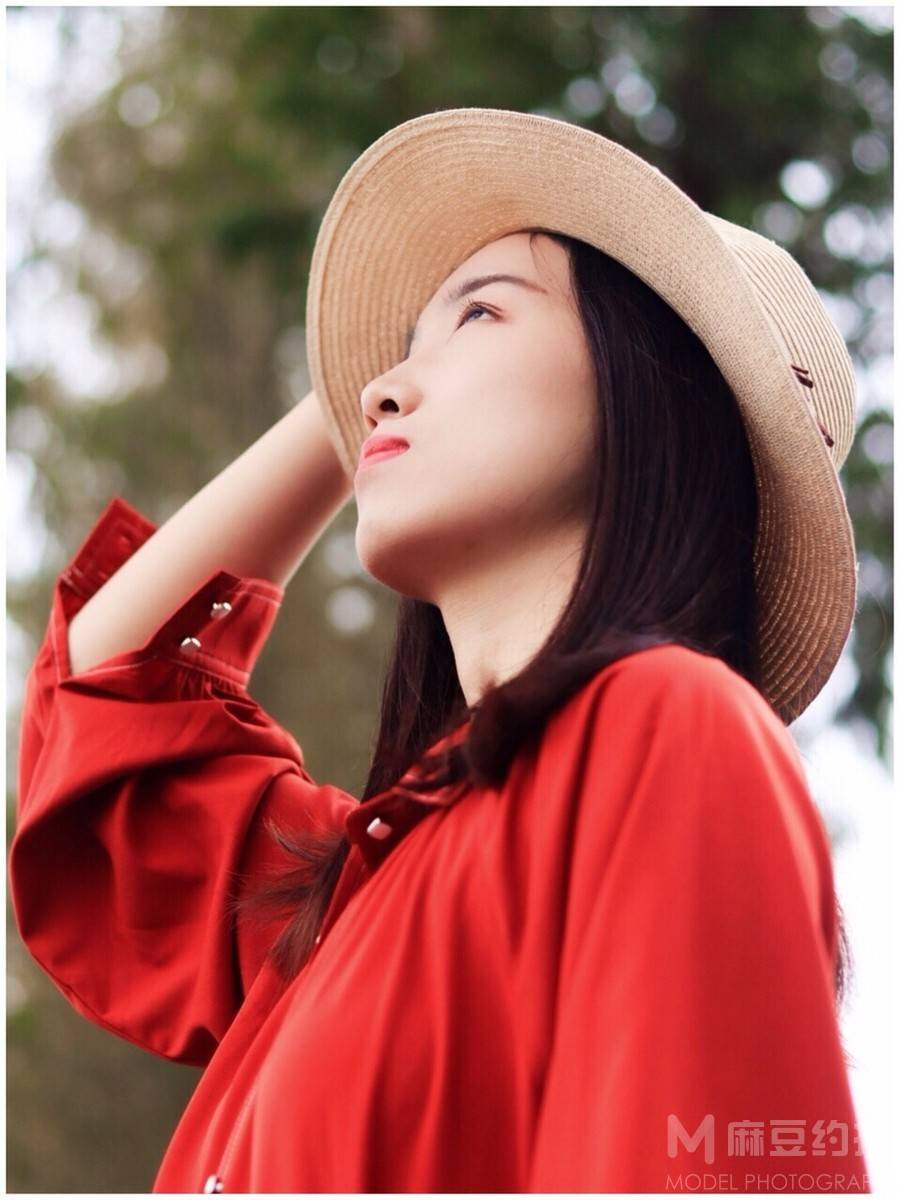 清新模特