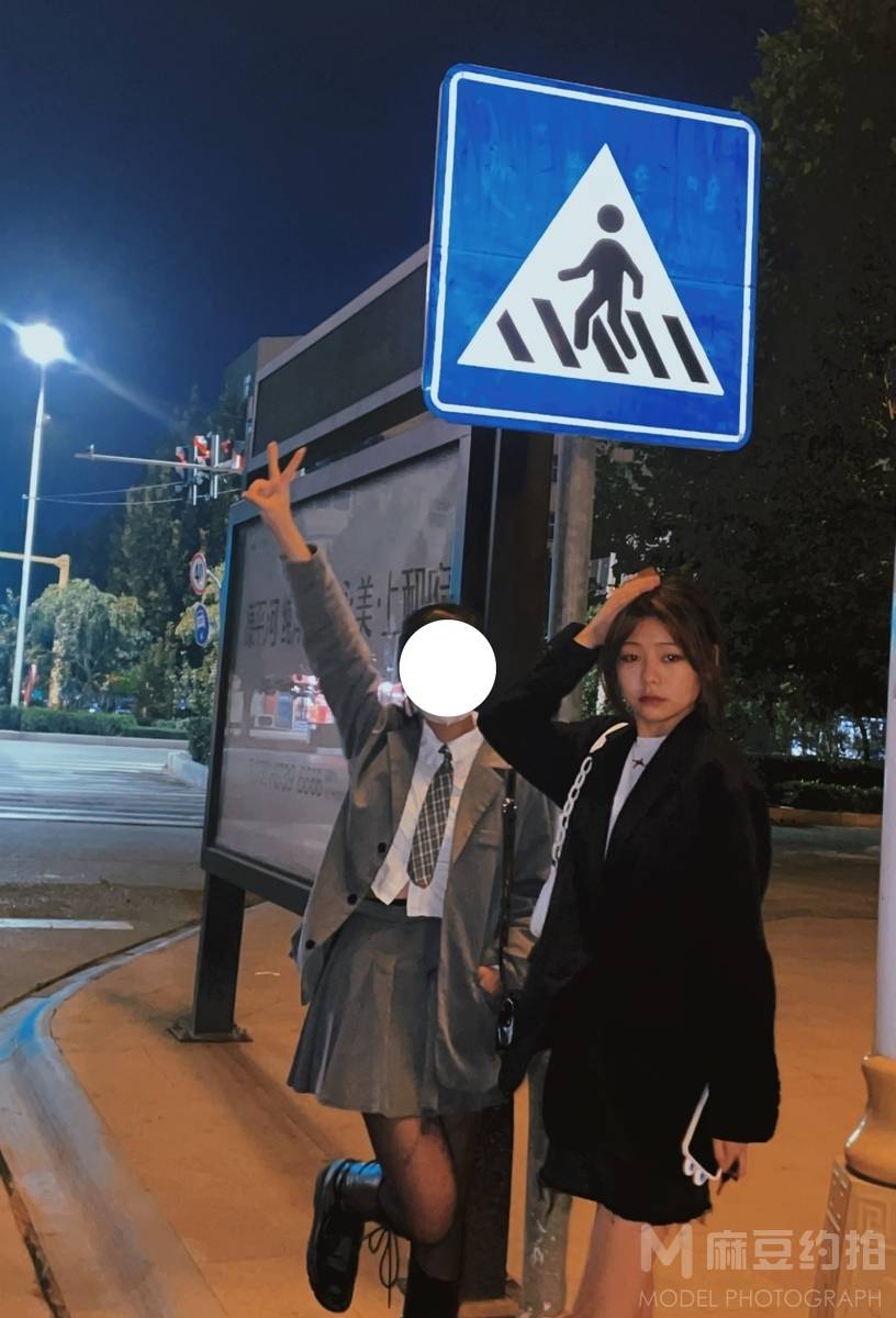 胶片模特