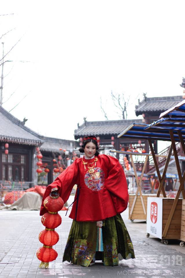 汉服模特