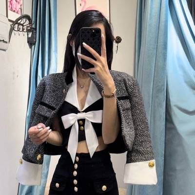黑白模特