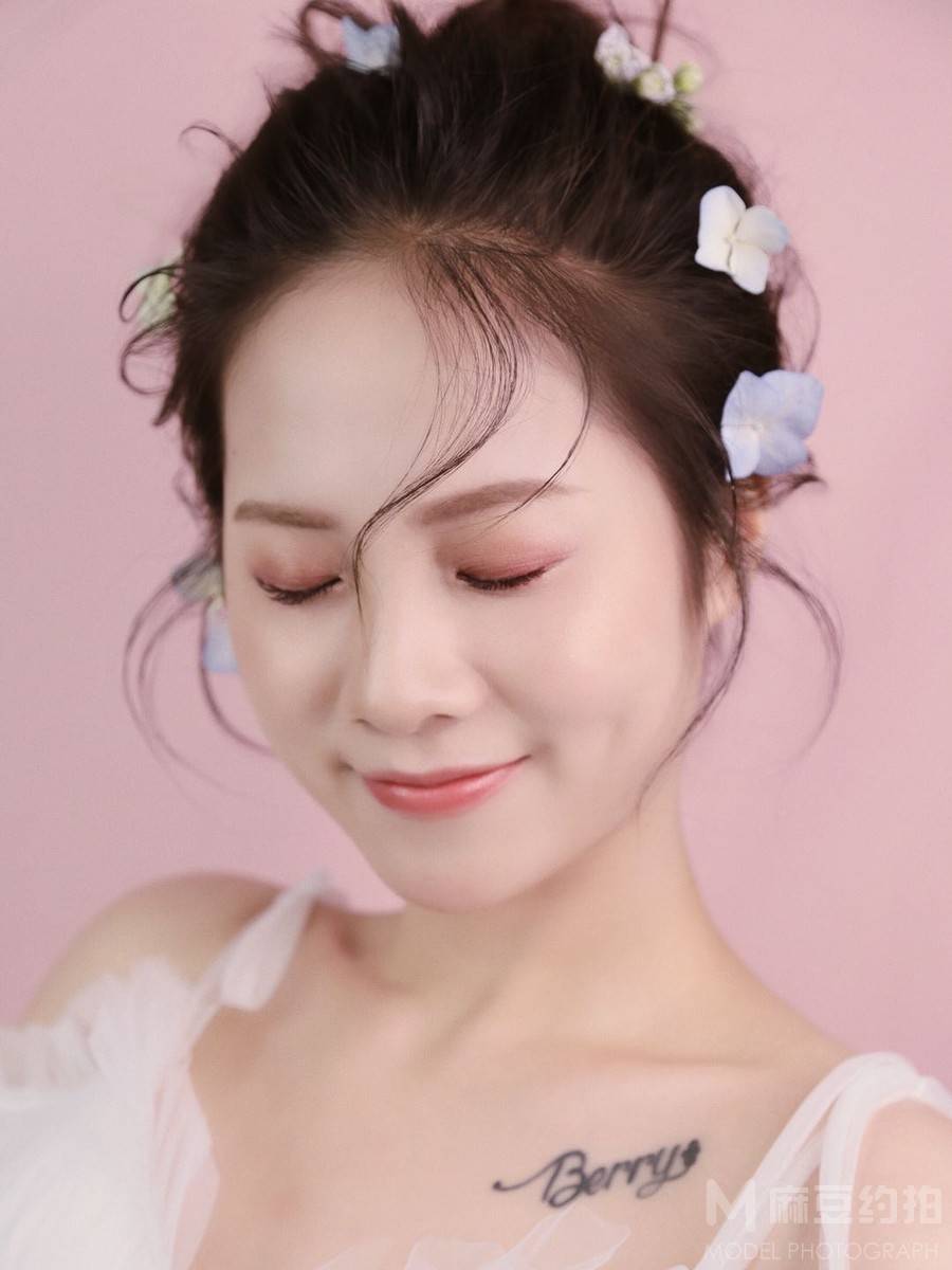 少女模特