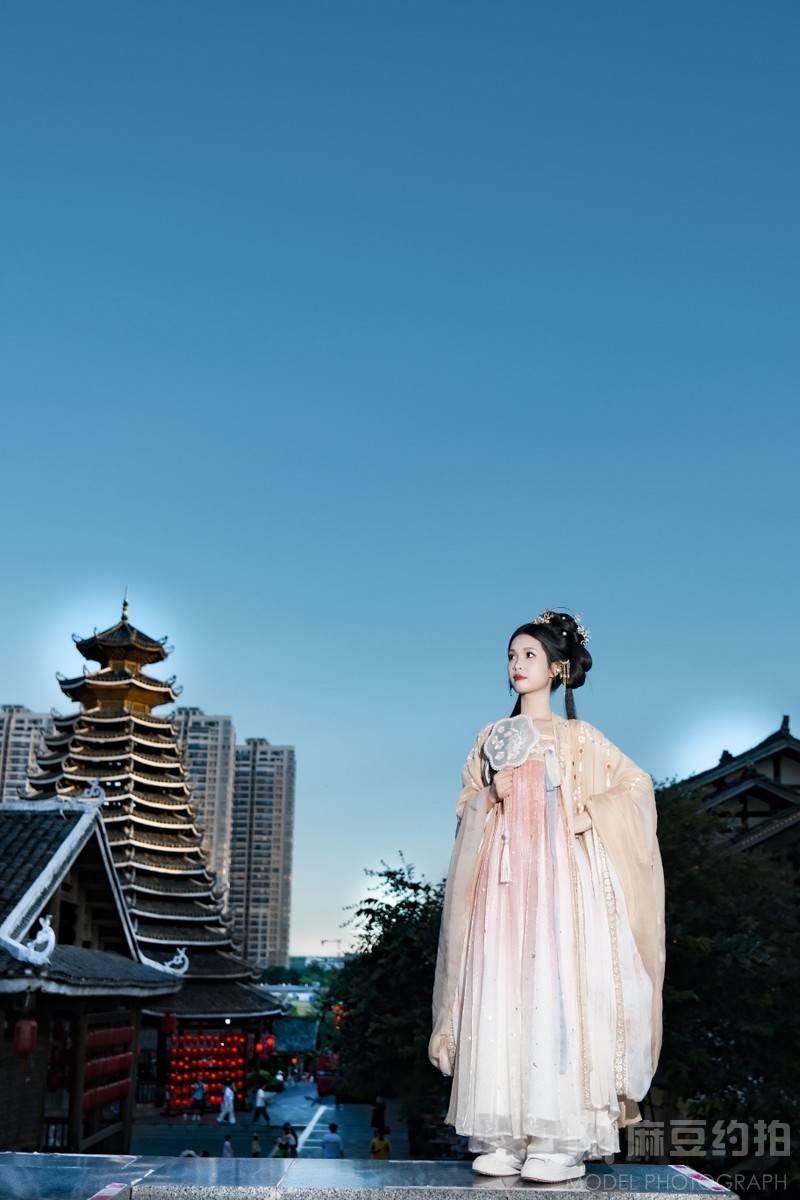 夜景模特