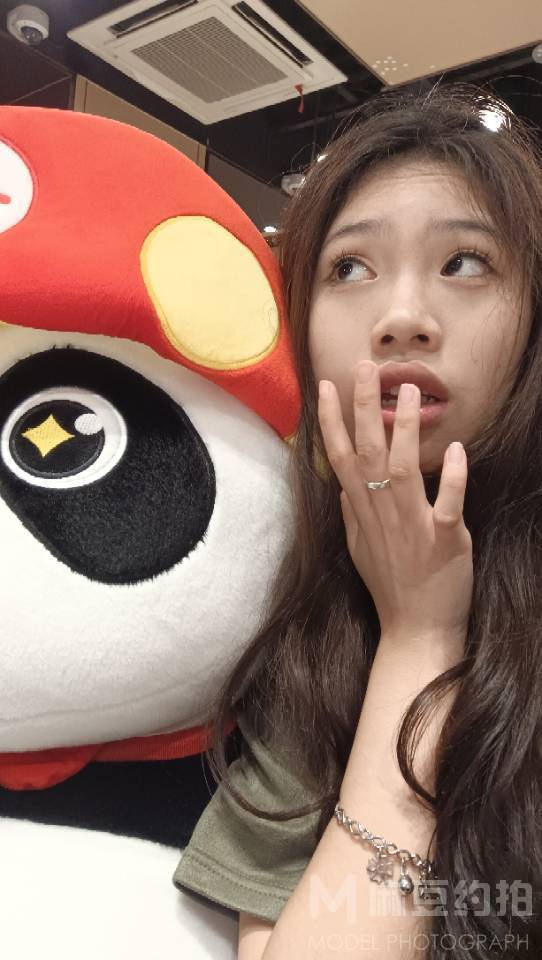 妆容模特