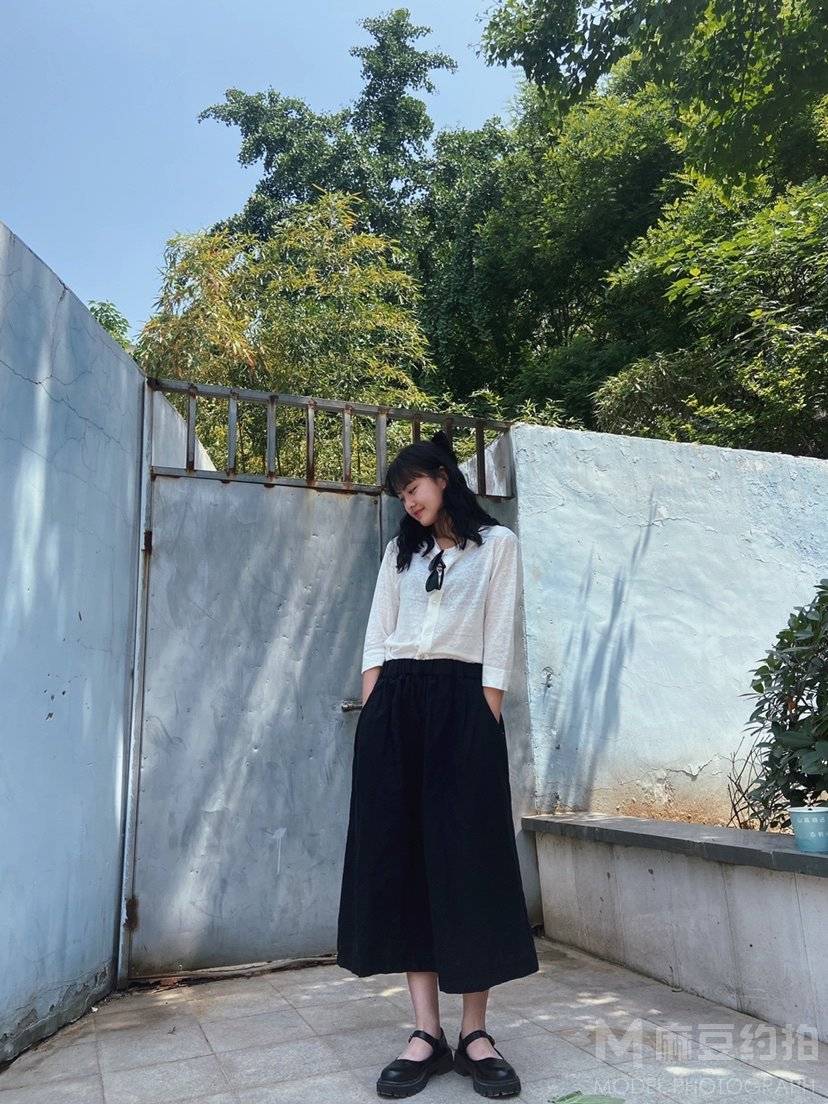 校园模特