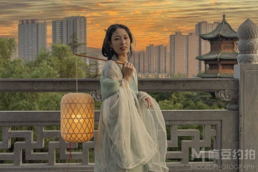 汉服模特