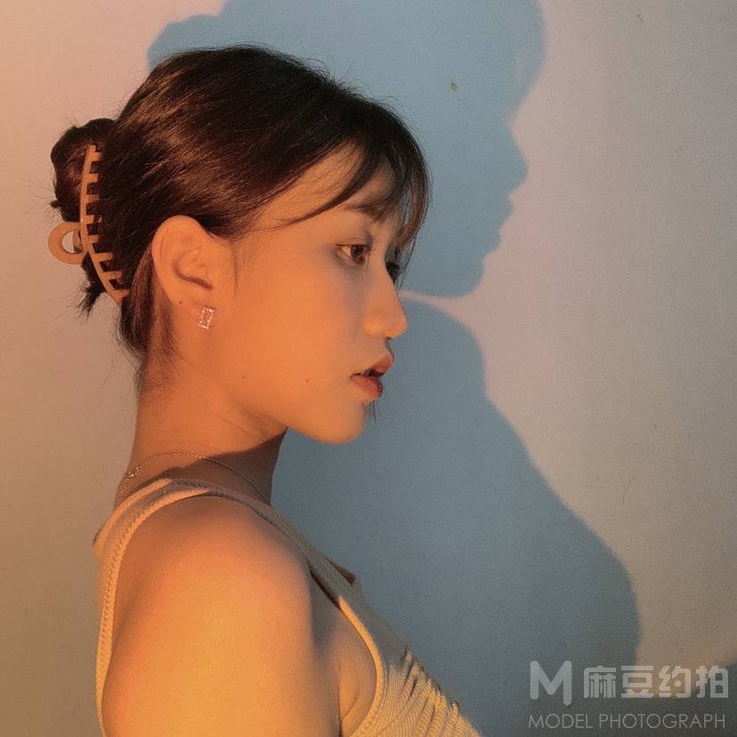 清新模特