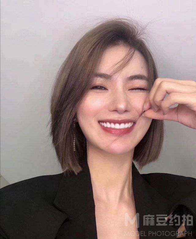 妆容模特