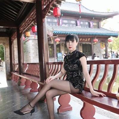 黑白模特