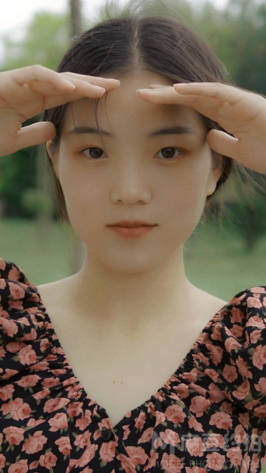 校园模特