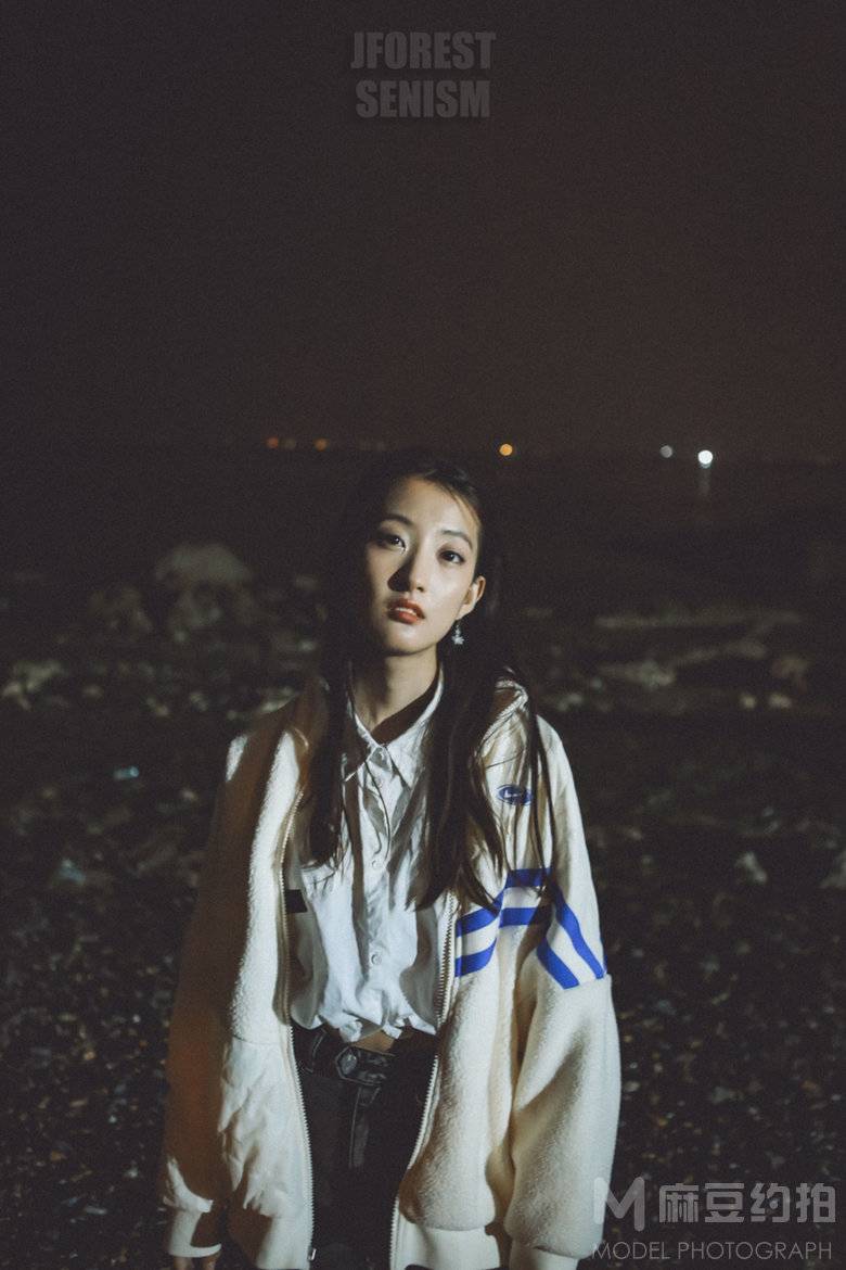 夜景模特