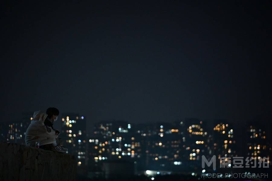 夜景模特