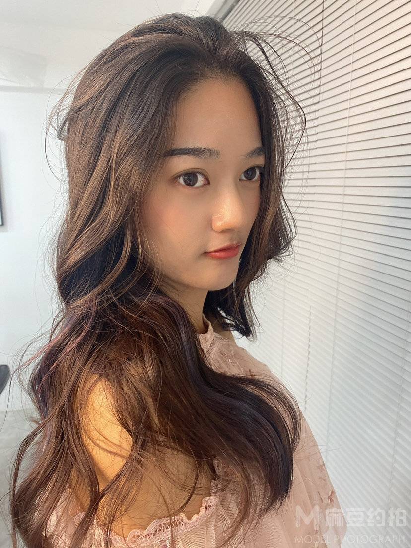 纪实模特