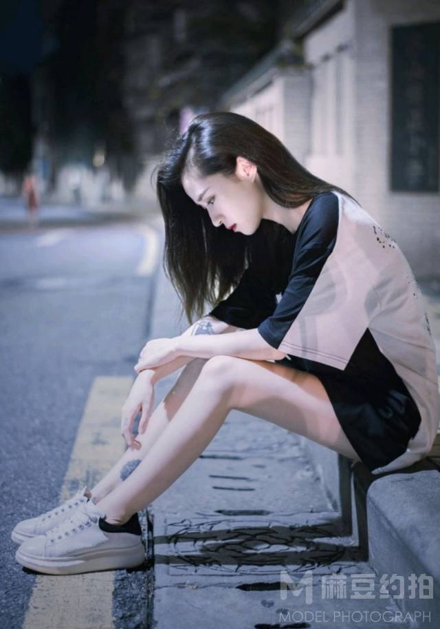 夜景模特