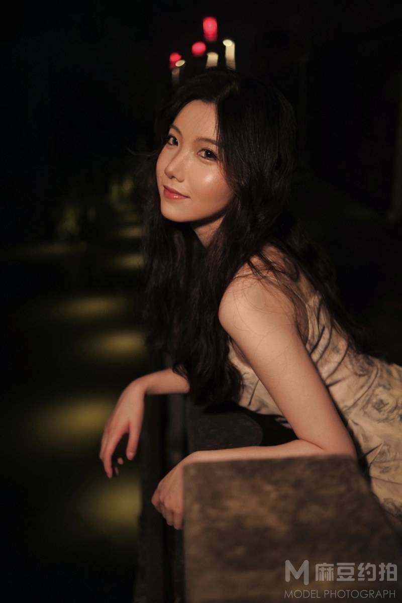 夜景模特
