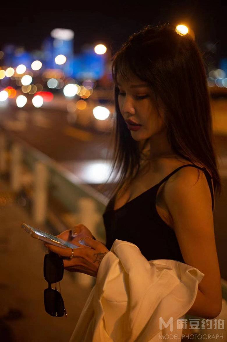 夜景模特