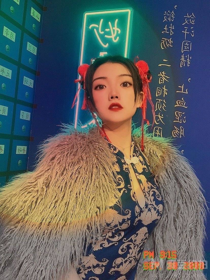 校园模特