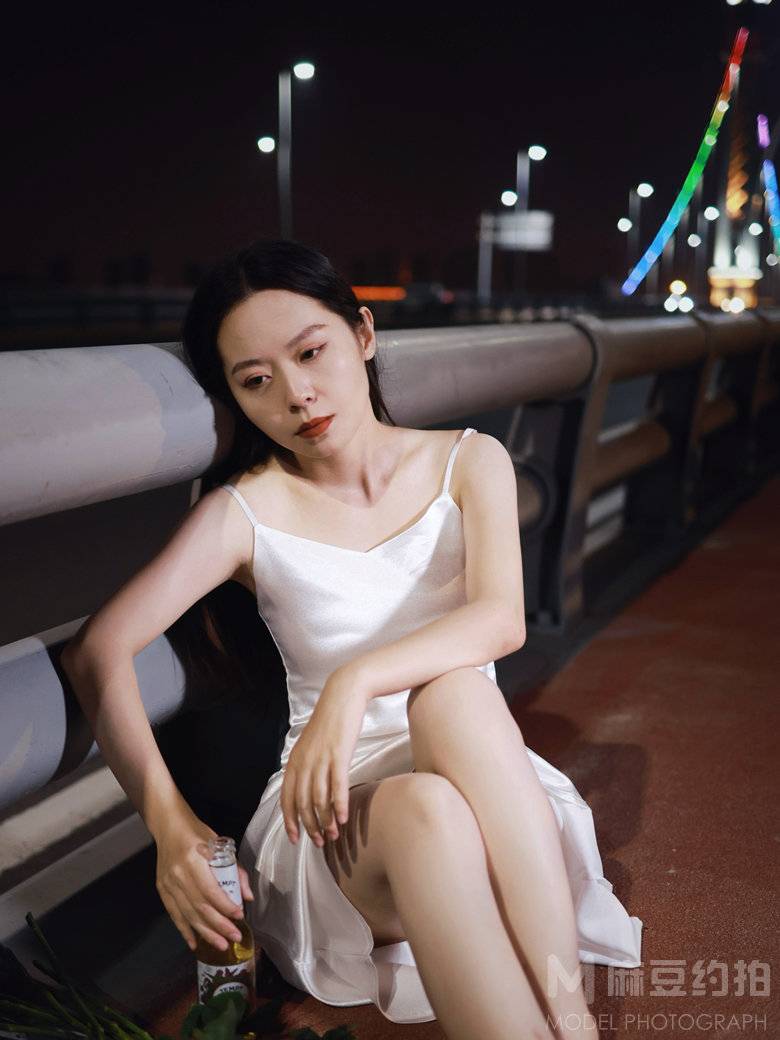 夜景模特