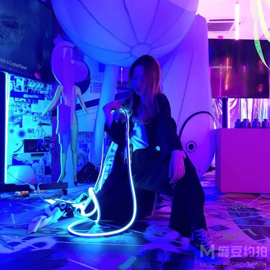 暗黑模特