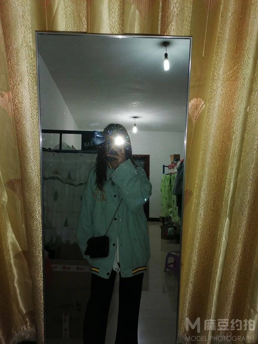 胶片模特