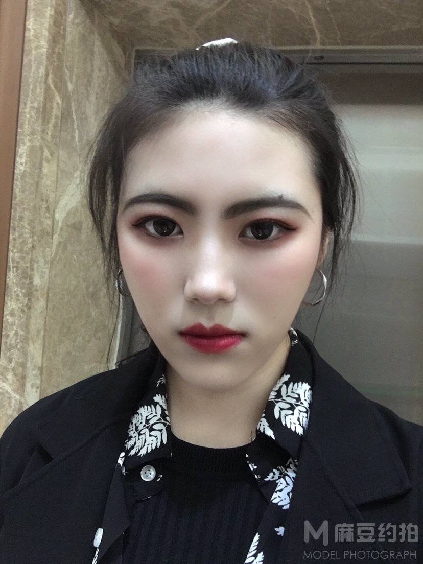暗黑模特