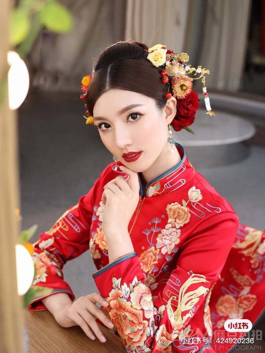 妆容模特