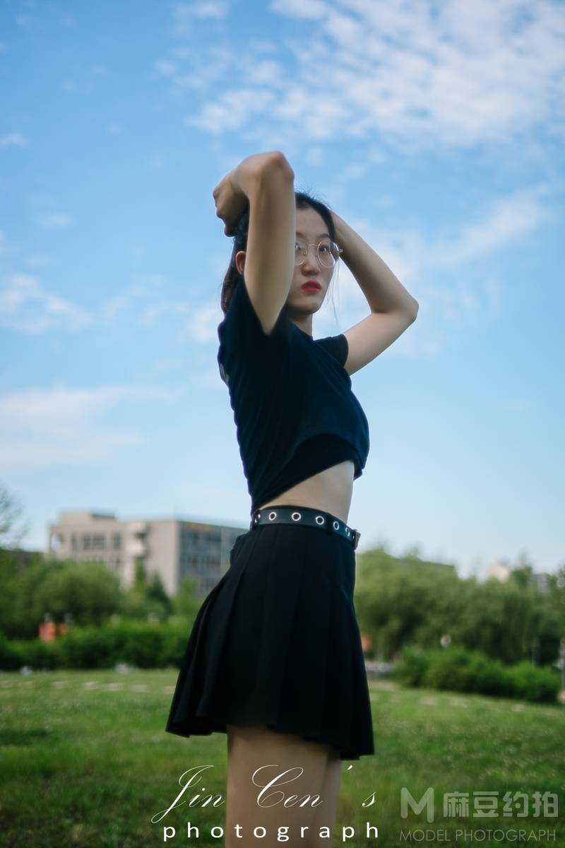 校园模特