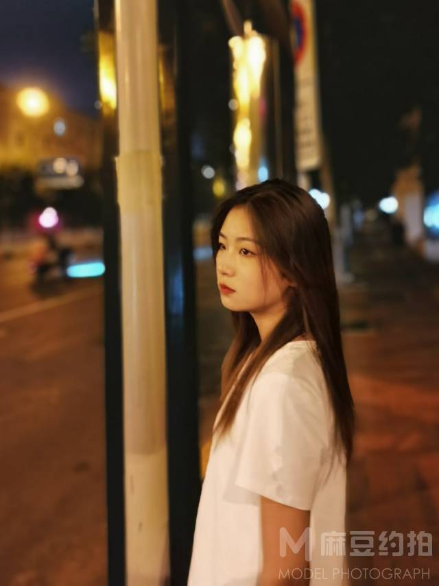 夜景模特