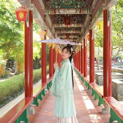 汉服模特