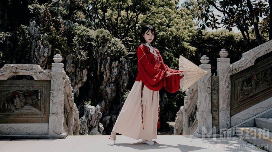 汉服模特