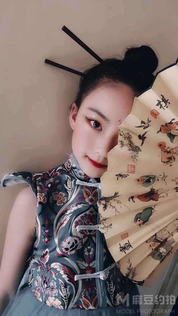 少女模特