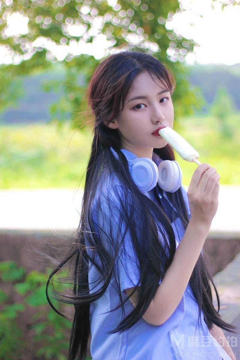 清新模特