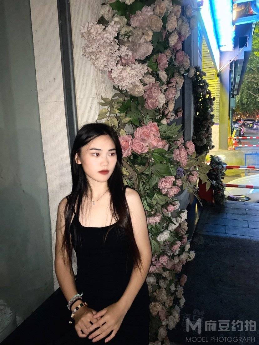 胶片模特