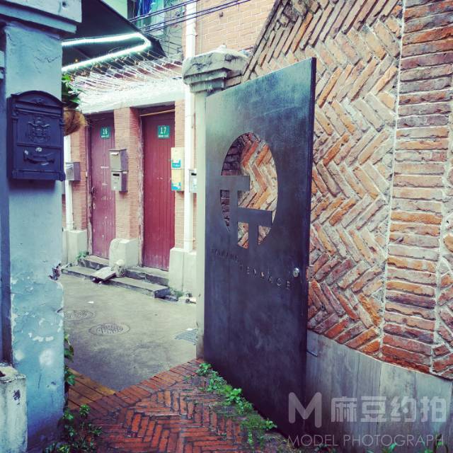 胶片模特
