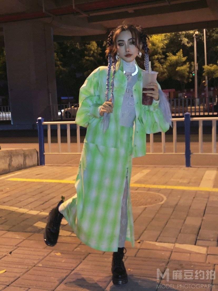 妆容模特