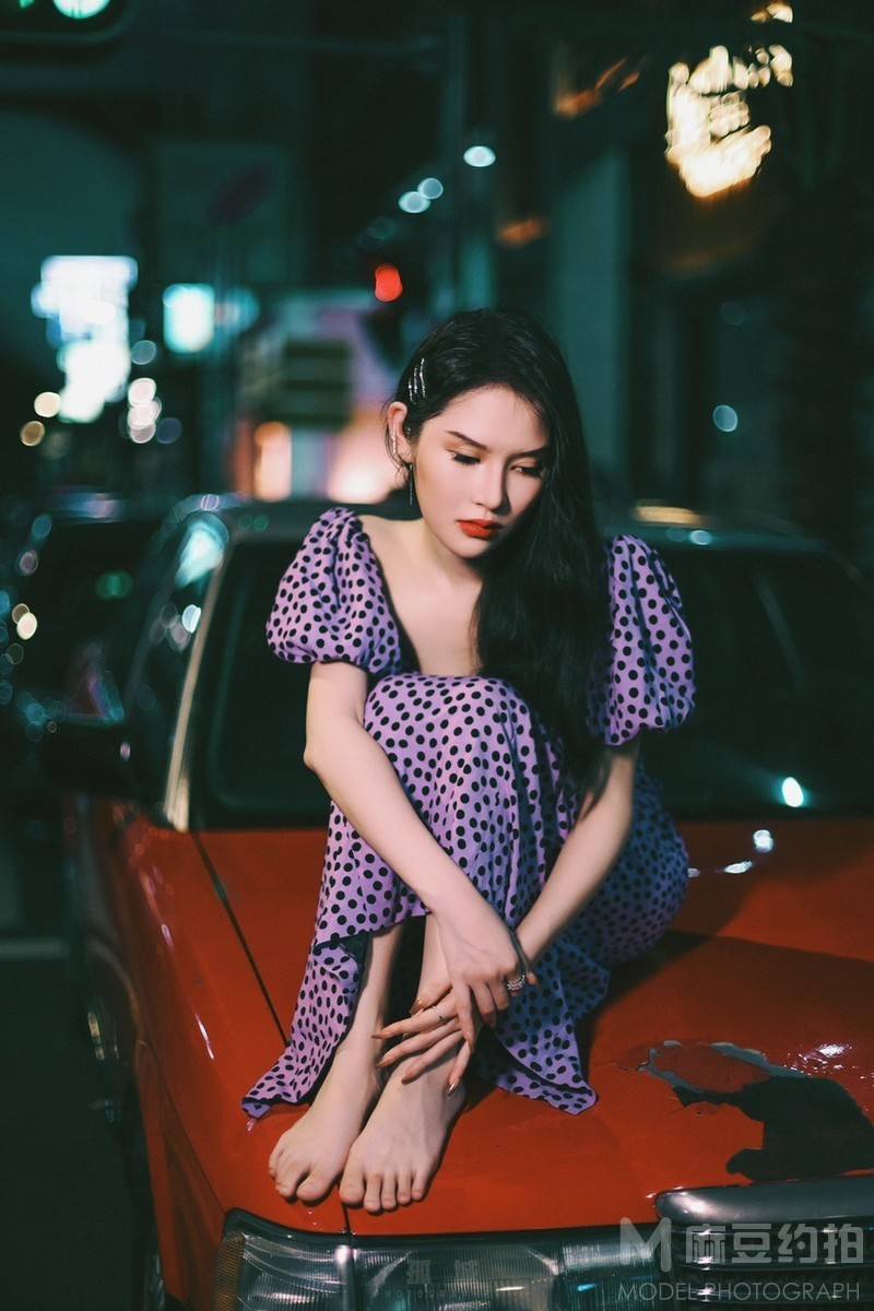 夜景模特