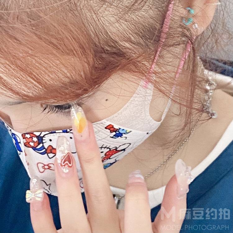 妆容模特