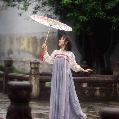 汉服模特