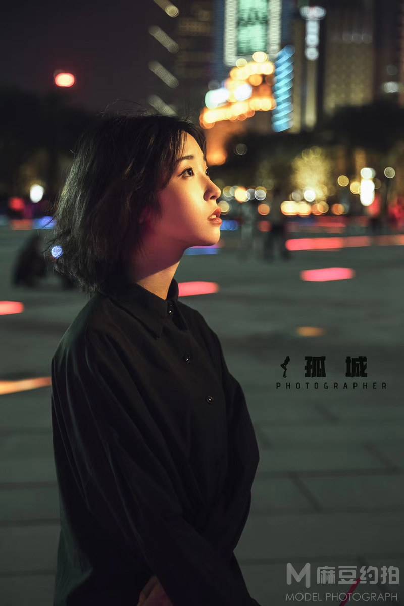 夜景模特