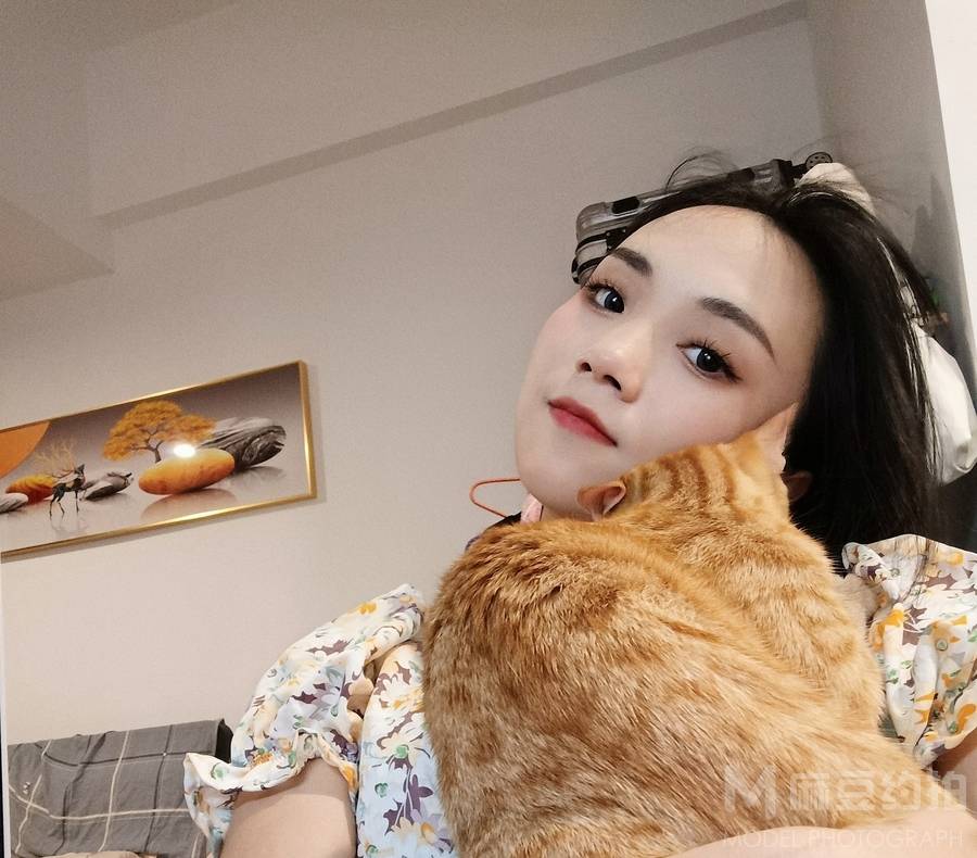 妆容模特