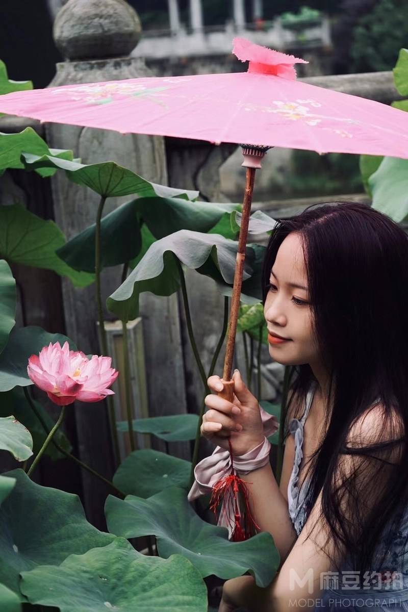 妆容模特
