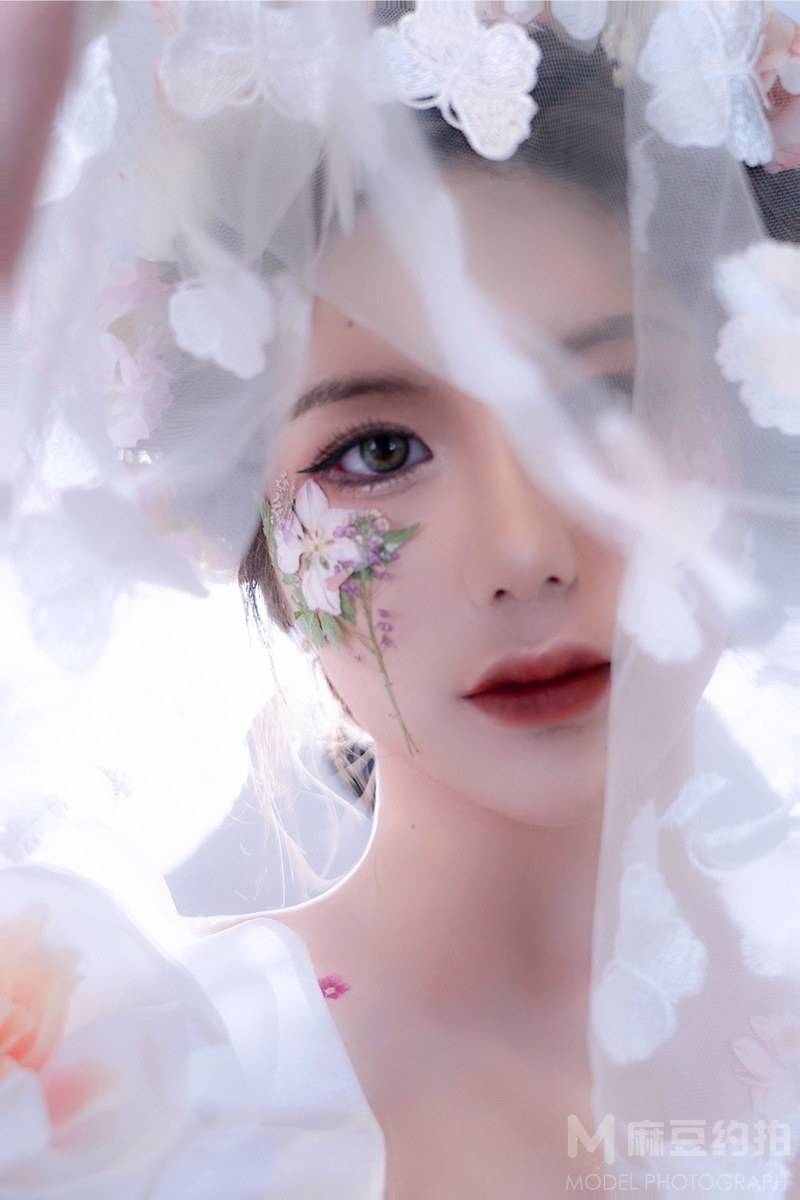 妆容模特