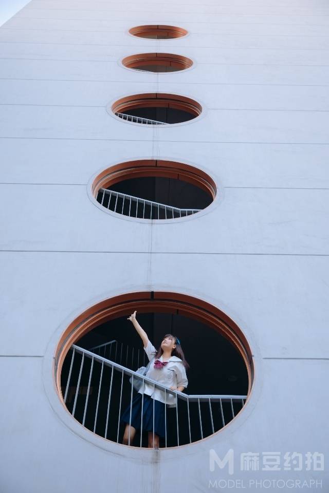 校园模特