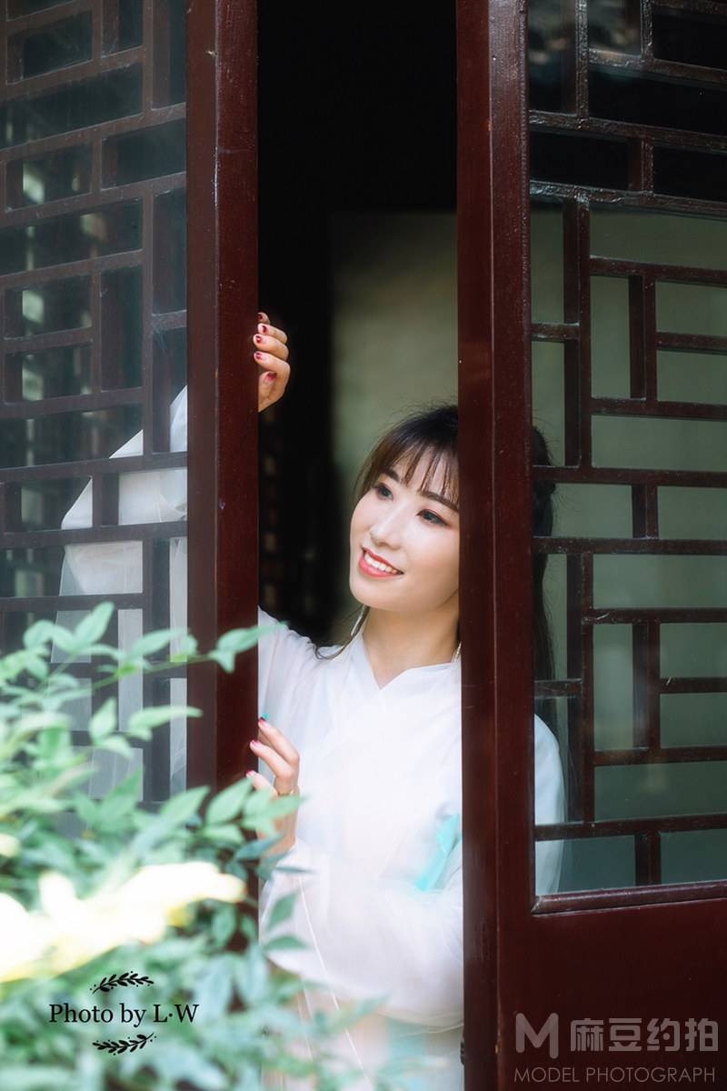 汉服模特