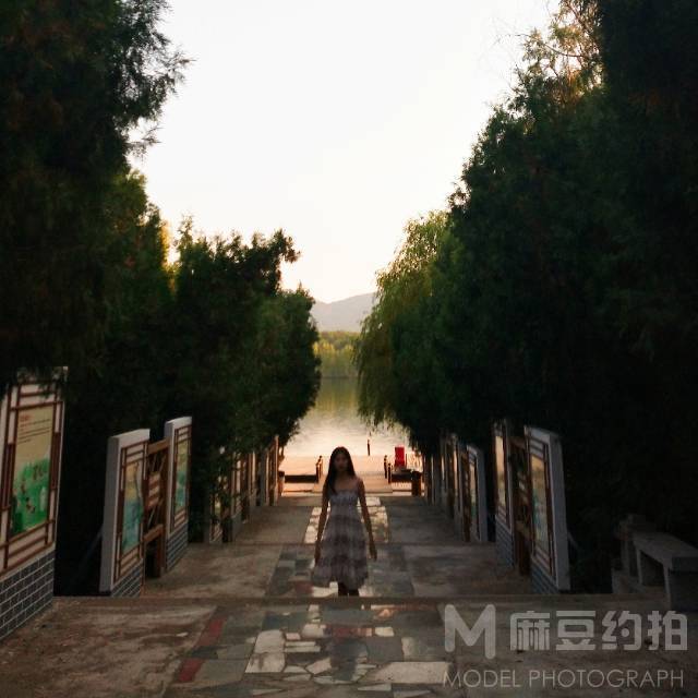 清新模特
