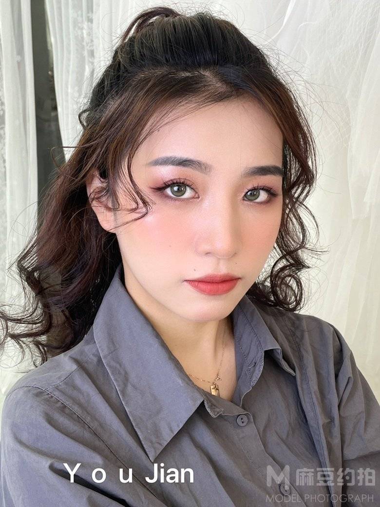 少女模特