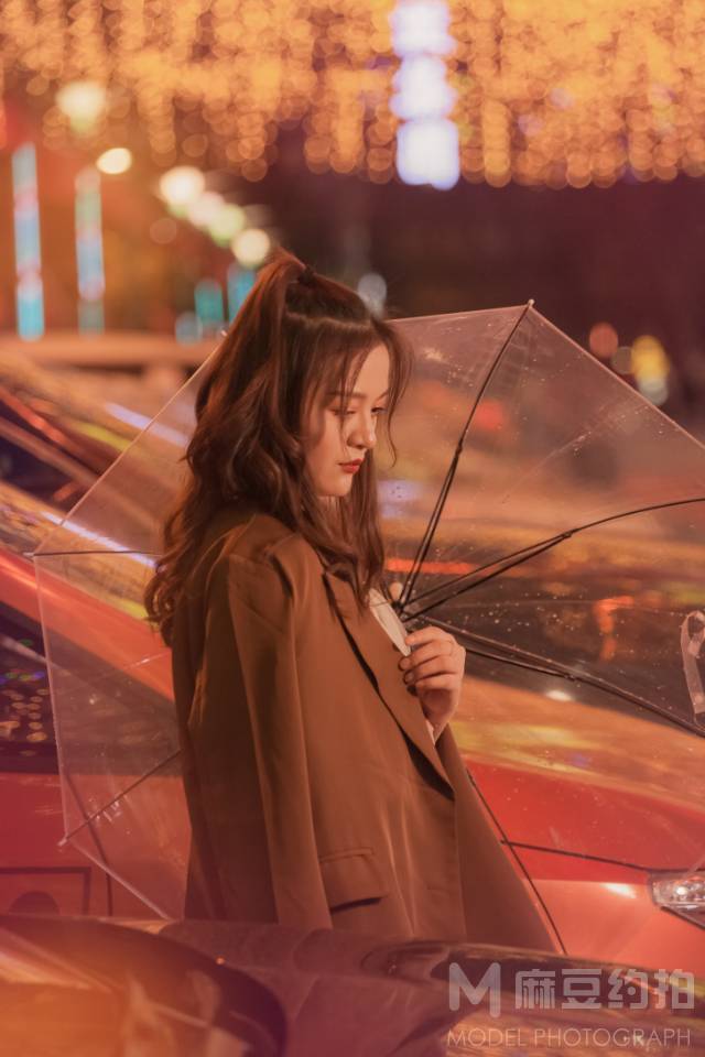 情绪模特