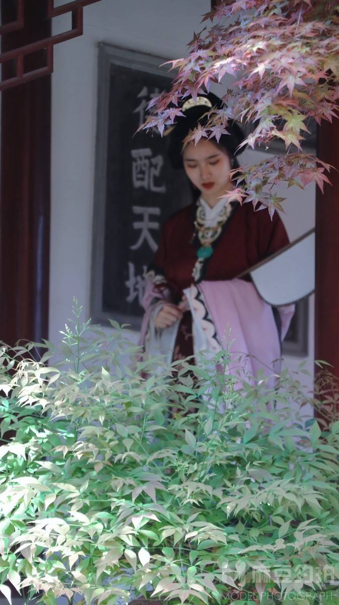 汉服模特