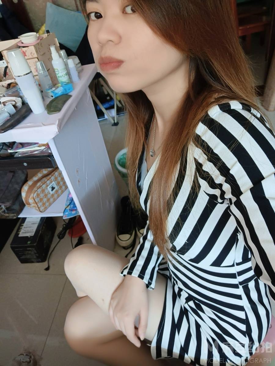纪实模特