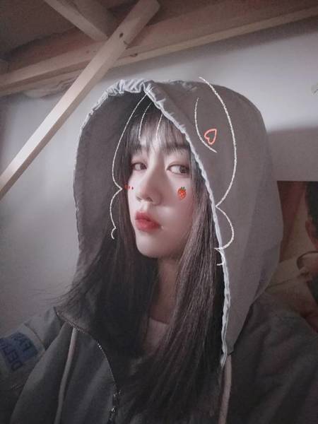 黑白模特