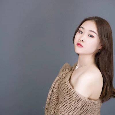 黑白模特